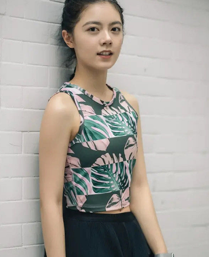 赵今麦的三围标准，青春与健康的完美诠释