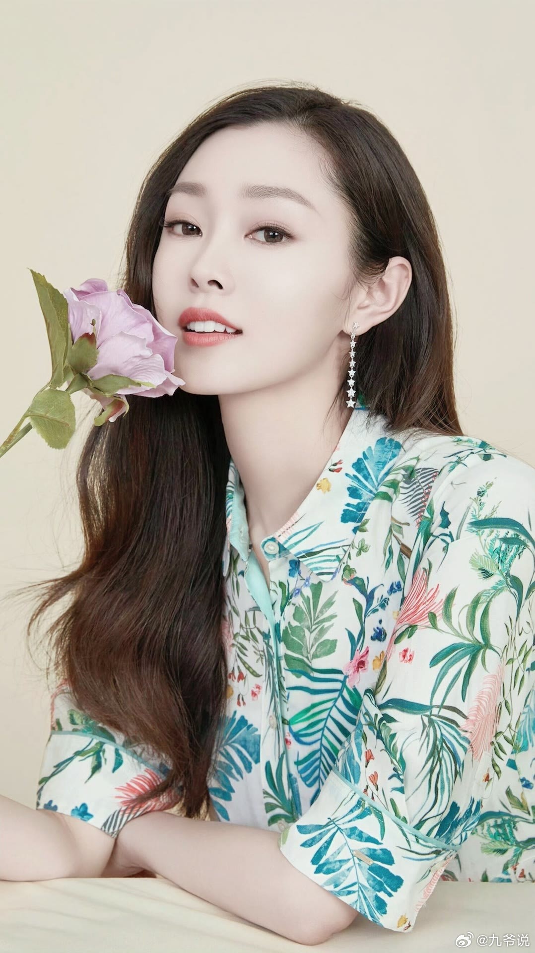 宋轶，从荧幕到壁纸的绝美绽放