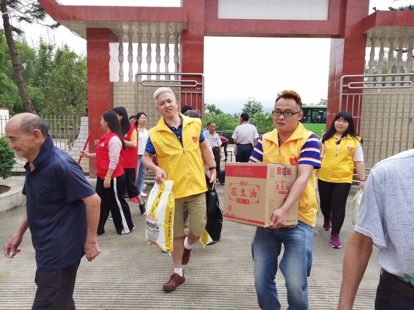 彩票合买群，创意与智慧的碰撞—如何取一个好名字？