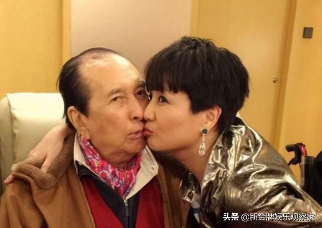 澳门六张赌牌持有者背后的故事，谁提出了这一重要决策？